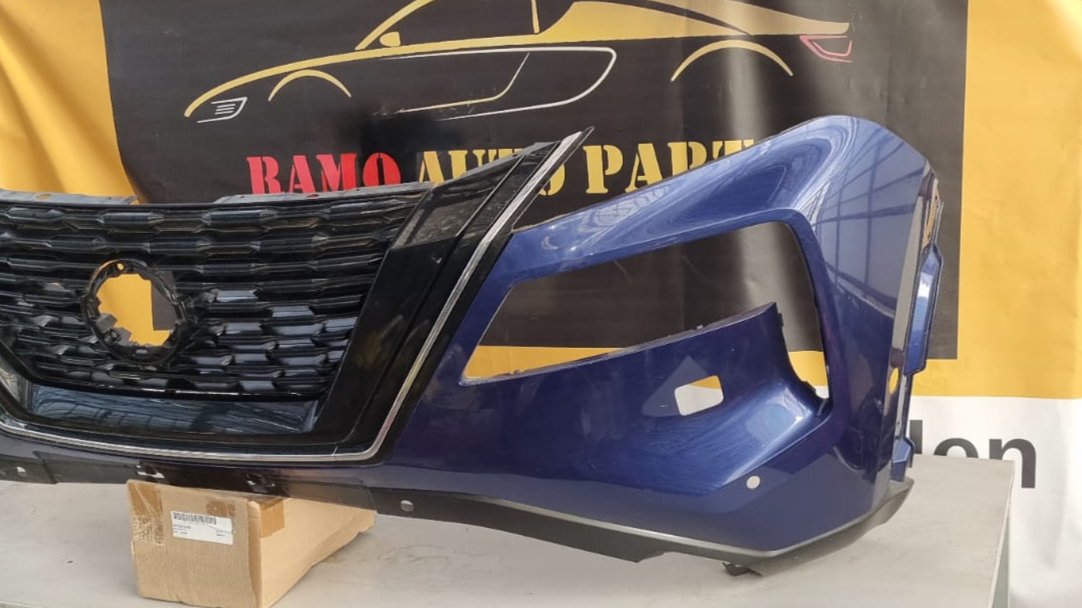 VOORBUMPER NISSAN ROGUE 2020-2024