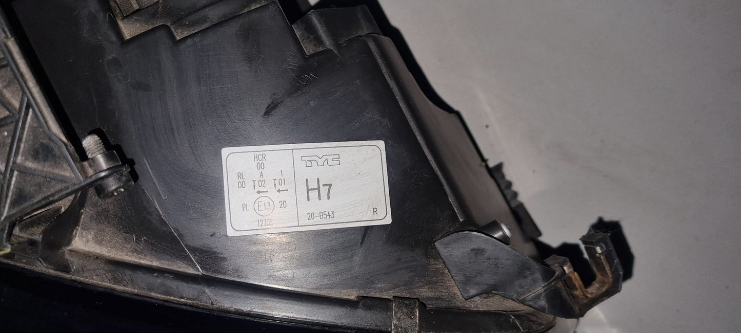 KOPLAMP AUDI A4 S4 B8 8K RECHTS 8K0941004