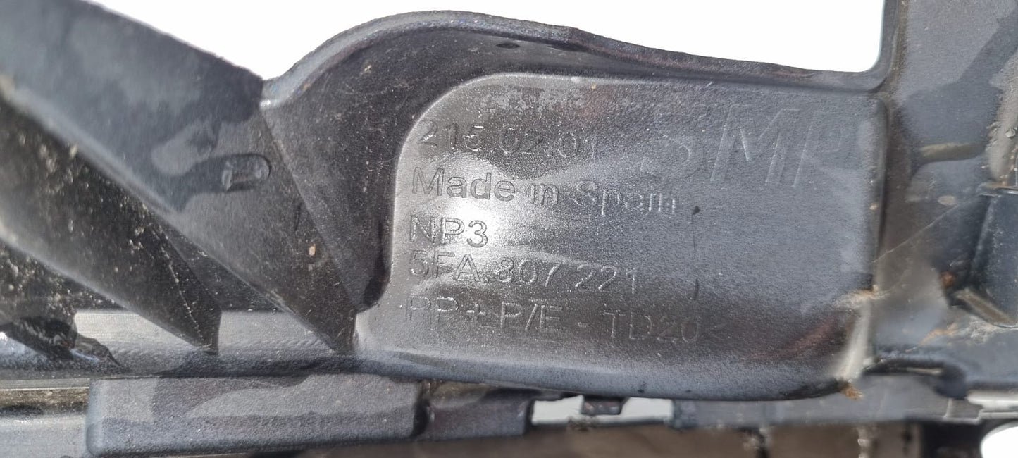 VOORBUMPER SEAT LION IV20 5FA807221