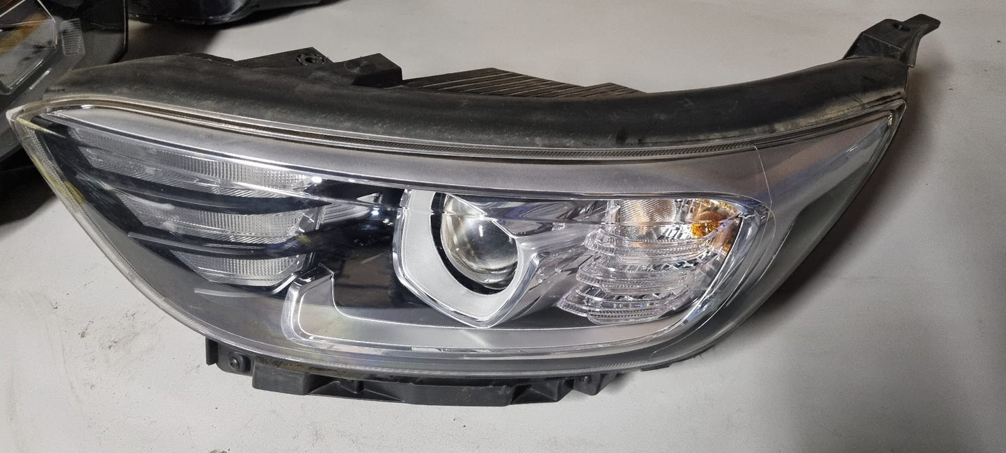 KOPLAMP KIA STONIC VOLL LED LINKS ORIGINEEL 2021-2023