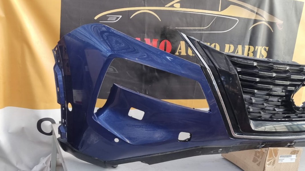 VOORBUMPER NISSAN ROGUE 2020-2024