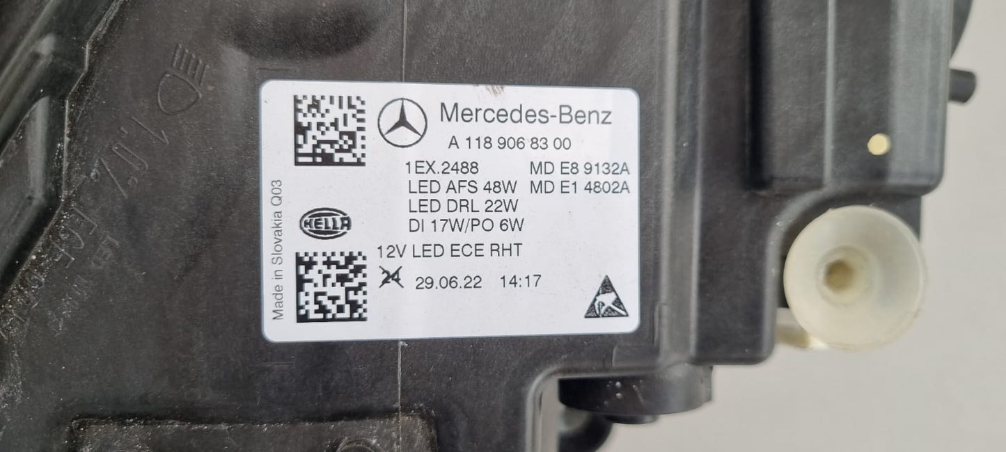 KOPLAMP MERCEDES CLA  C118 LINKS A118 906 8300