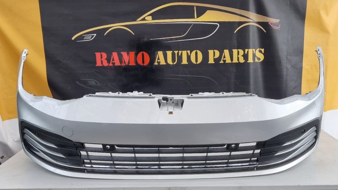 VOORBUMPER VW GOLF 8 VIII 5H STYLE LC5B