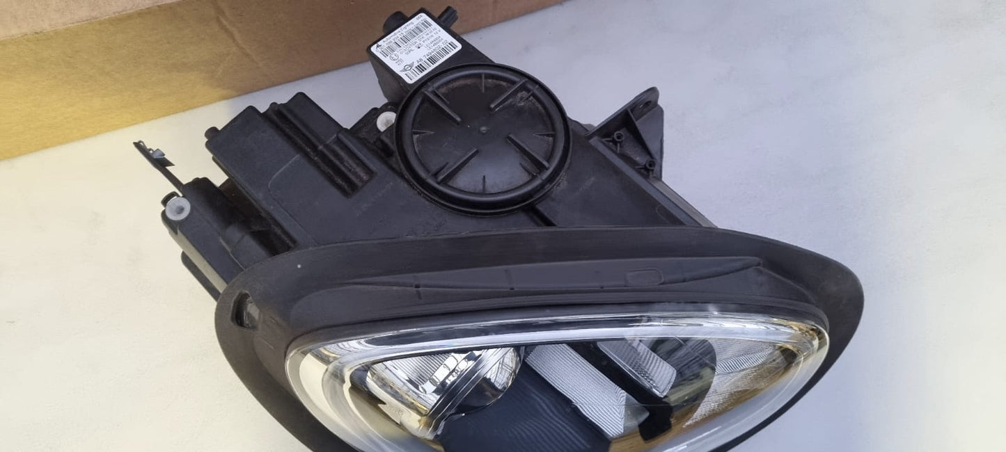 KOPLAMP RECHTS MINI COUNTRYMAN F60 VOL LED 749480202