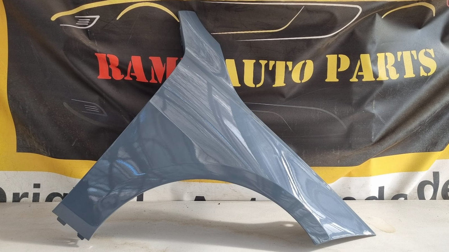 SPATPORD BMW 2 SERIE F44 ORIGINEEL LINKS