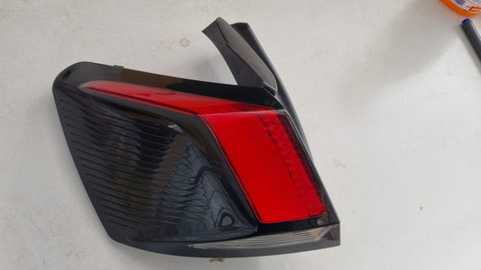 ACHTERLICHT PEUGEOT 3008 LED LINKS 9810477180