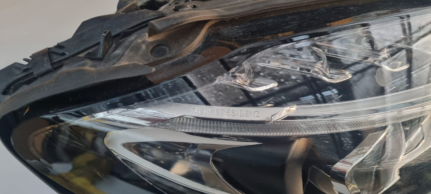 KOPLAMP MERCEDES C KLASSE W205 RECHTS LED A2059062604