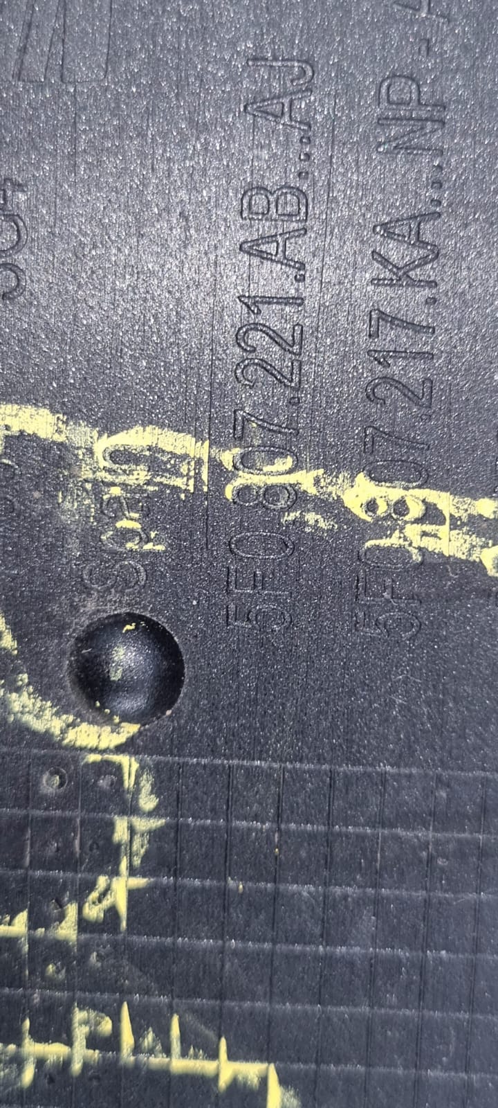 VOORBUMPER  SEAT LION W5L 5F0807217