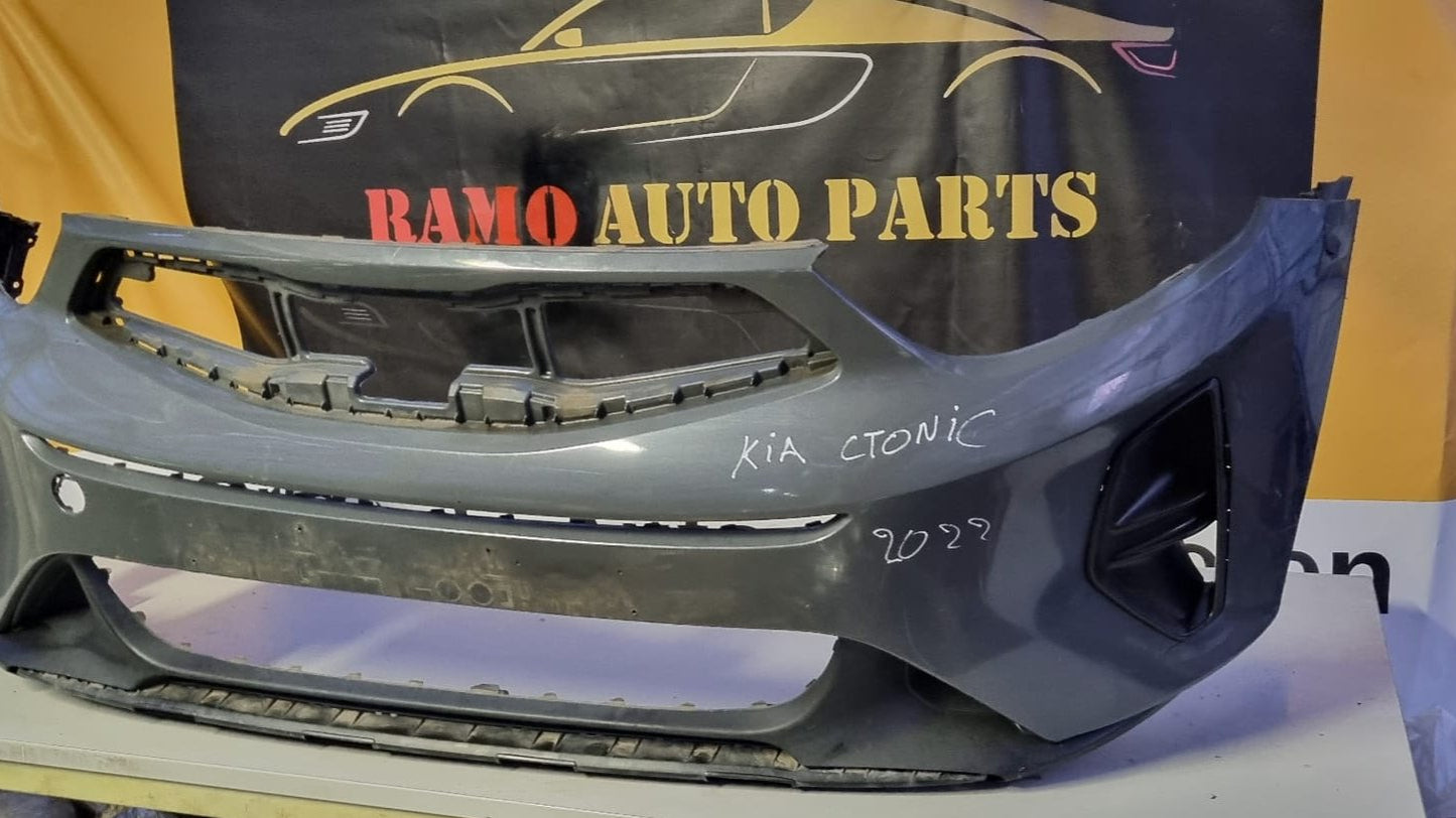 VOORBUMPER KIA STONIC VANAF 2017 ORIGINEEL 68511H8400