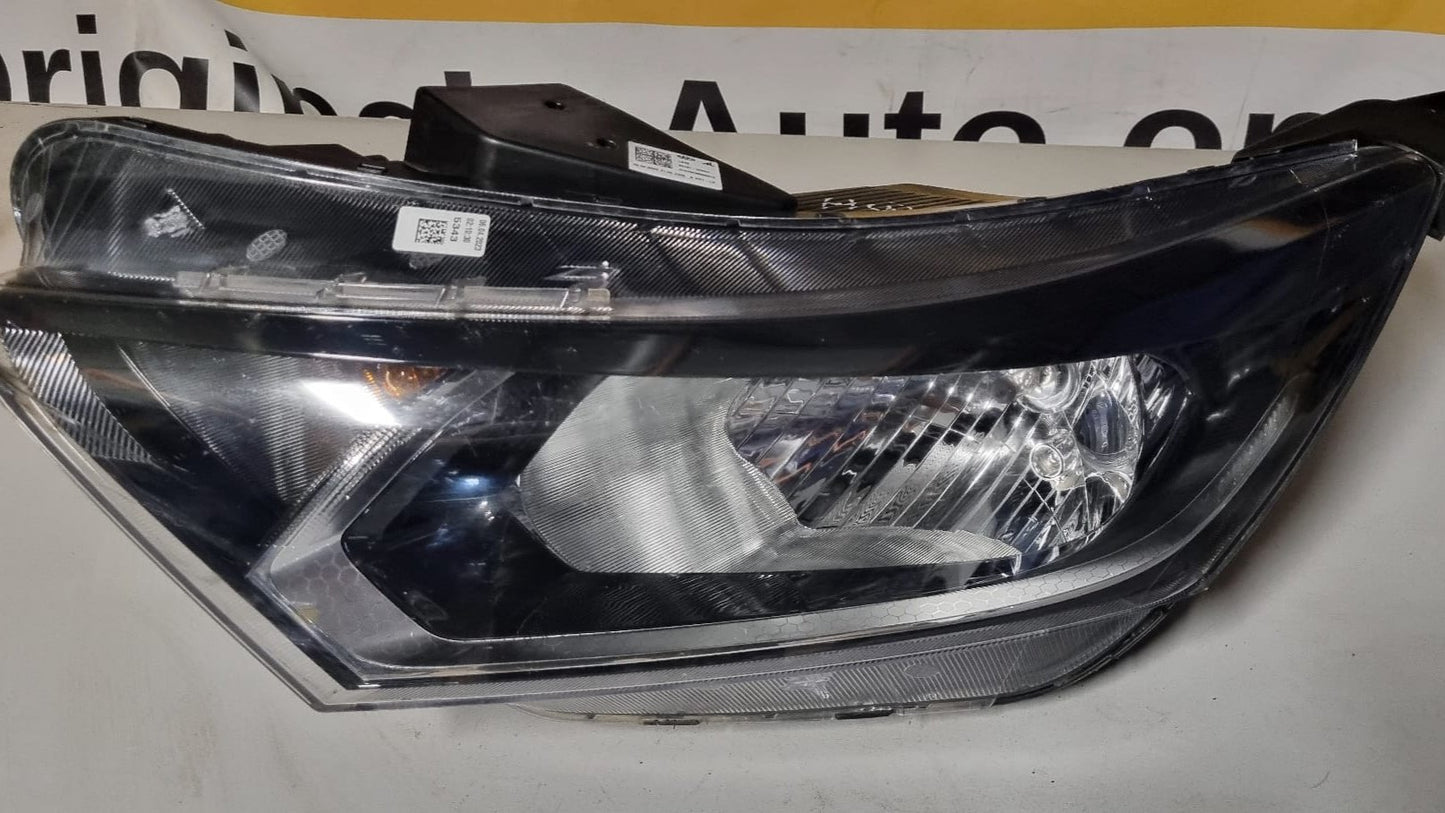 KOPLAMP HYUNDAI I20 ORIGINEEL LINKS 92101Q0050