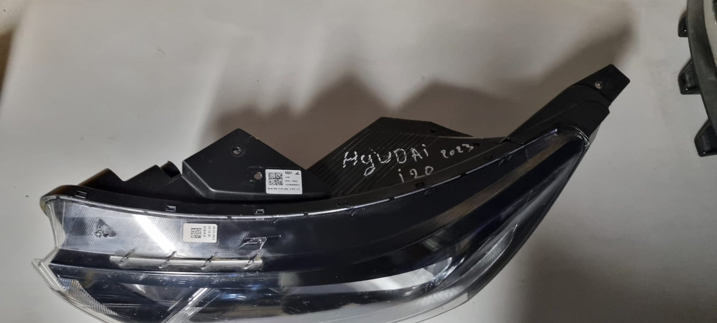 KOPLAMP HYUNDAI I20 ORIGINEEL LINKS 92101Q0050