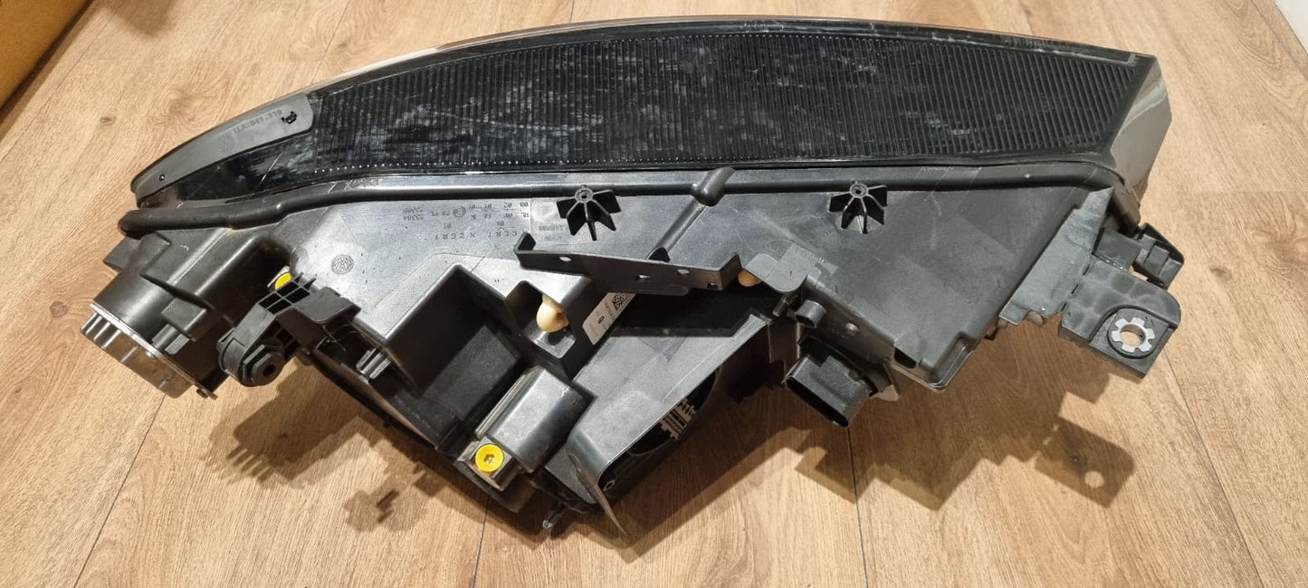 KOPLAMP VOLKSWAGEN ID4 FULL LED LINKS 11B941035M