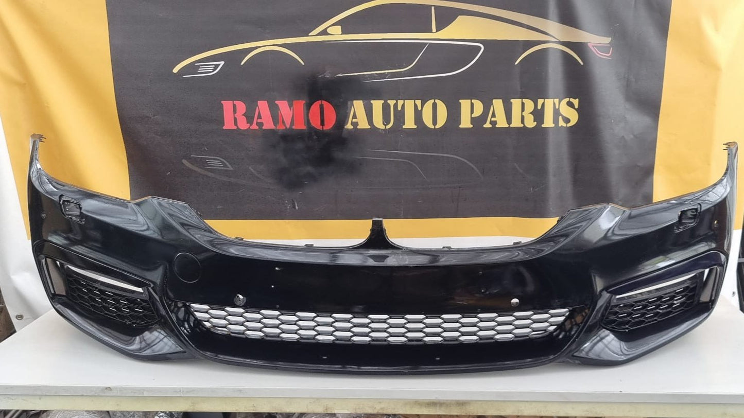 VOORBUMPER BMW 5-SERIE G30 G31 M PAKKET 4XPDC