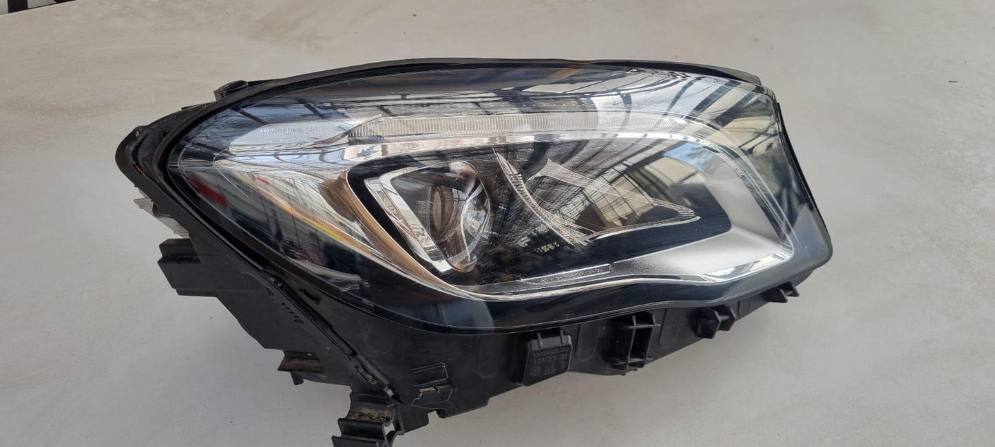 KOPLAMP MERCEDES GLA KLASSE W156 LED RECHTS A1569067000