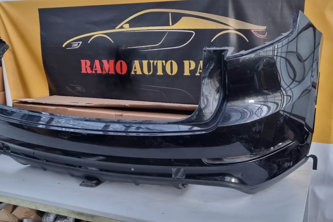 ACHTERBUMPER PORSCHE CAYENNE III 4.0 V8 GTS 32V IC5M 9Y08074211